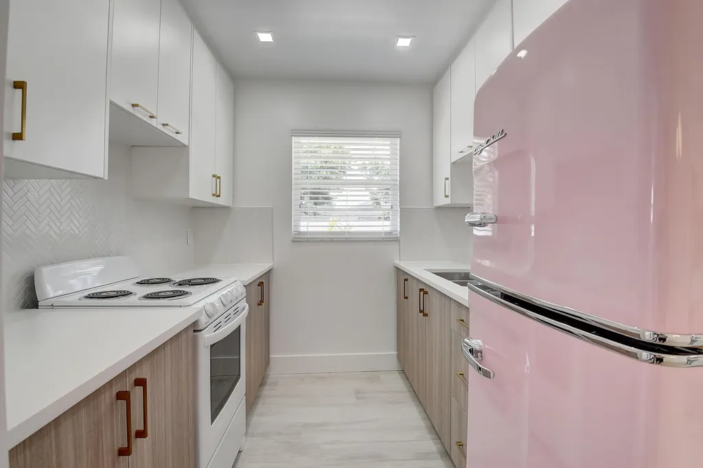 502 N H Street Lake Worth Beach FL 33460