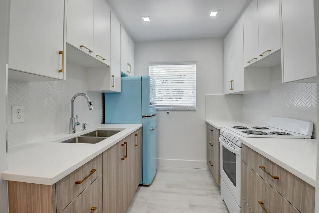 502 N H Street Lake Worth Beach FL 33460