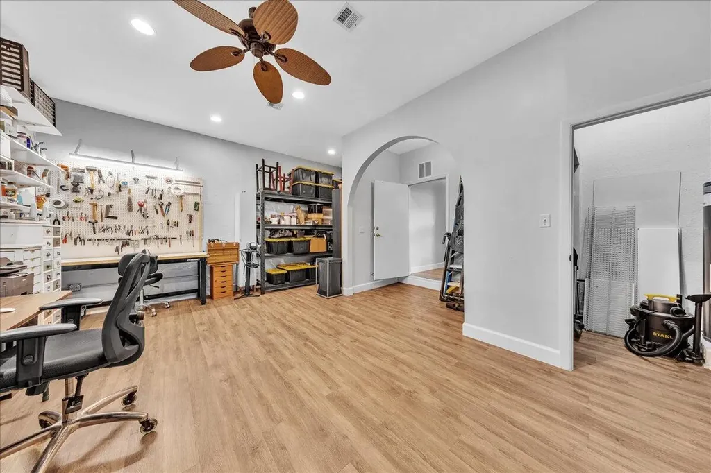 7600 S Aragon Boulevard Sunrise FL 33322