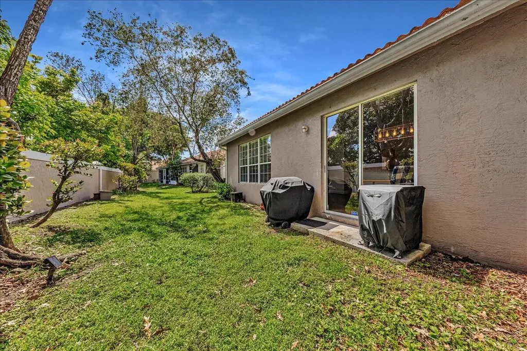 7600 S Aragon Boulevard Sunrise FL 33322