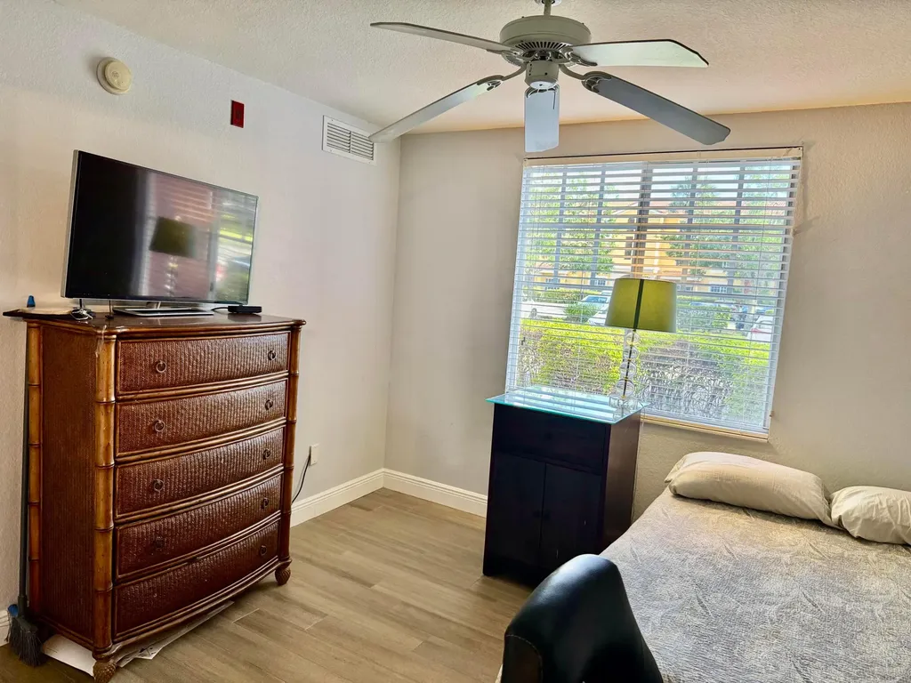 6769 Heritage Grande Boynton Beach FL 33437