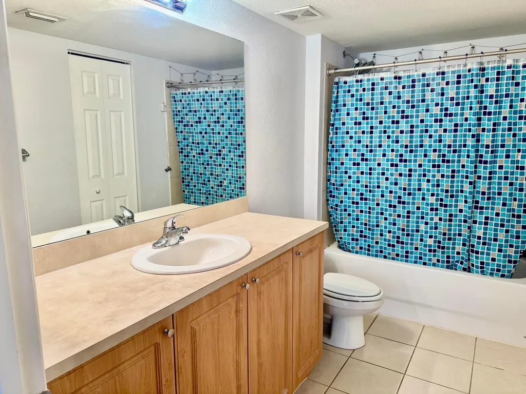 6769 Heritage Grande Boynton Beach FL 33437
