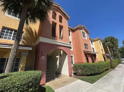 6769 Heritage Grande Boynton Beach FL 33437