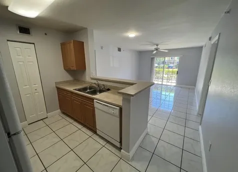 6769 Heritage Grande Boynton Beach FL 33437