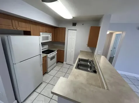 6769 Heritage Grande Boynton Beach FL 33437
