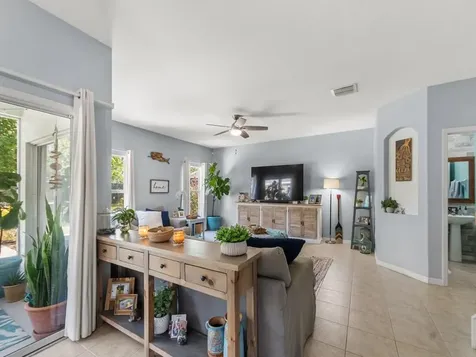 521 N Valencia Circle SW Vero Beach FL 32968