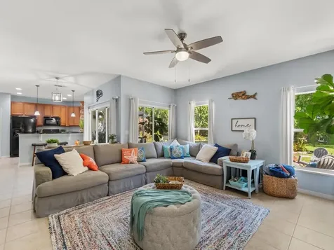 521 N Valencia Circle SW Vero Beach FL 32968