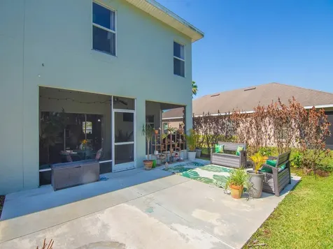 521 N Valencia Circle SW Vero Beach FL 32968
