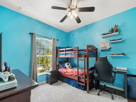 521 N Valencia Circle SW Vero Beach FL 32968
