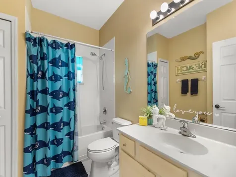 521 N Valencia Circle SW Vero Beach FL 32968