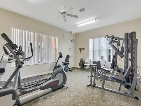 521 N Valencia Circle SW Vero Beach FL 32968
