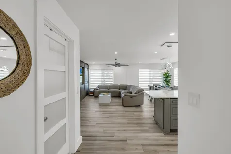 2870 NE 14th Causeway Pompano Beach FL 33062