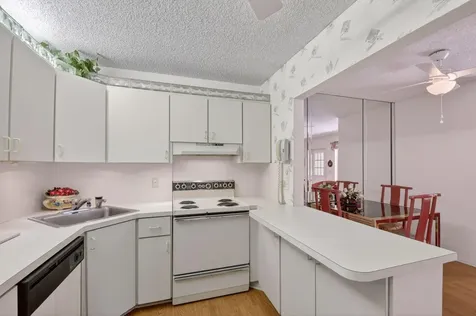228 Pine Hov Circle Greenacres FL 33463