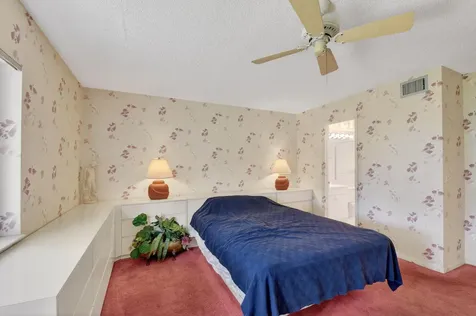 228 Pine Hov Circle Greenacres FL 33463