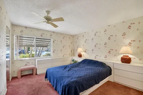 228 Pine Hov Circle Greenacres FL 33463