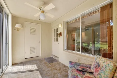 228 Pine Hov Circle Greenacres FL 33463