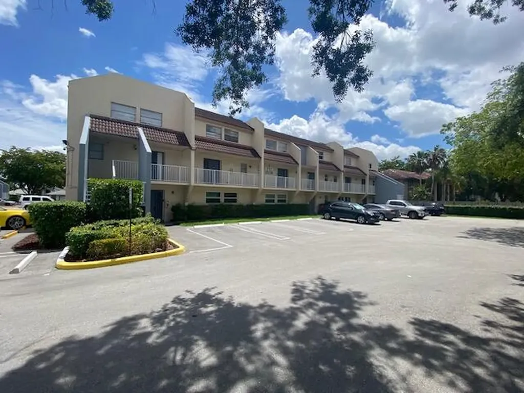 3751 NW 115th Avenue Coral Springs FL 33065