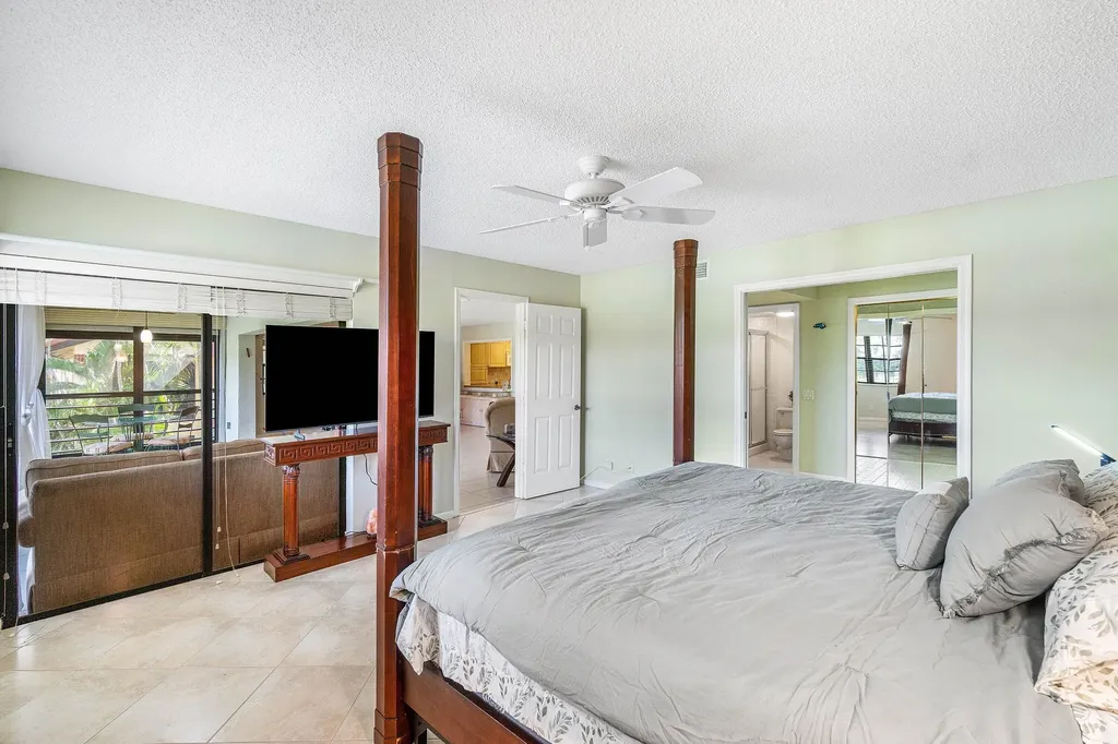 6446 Aspen Glen Circle Boynton Beach FL 33437