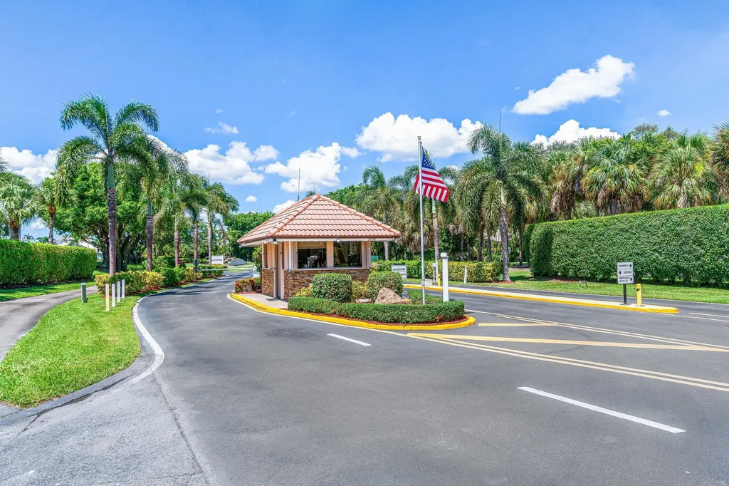 6446 Aspen Glen Circle Boynton Beach FL 33437