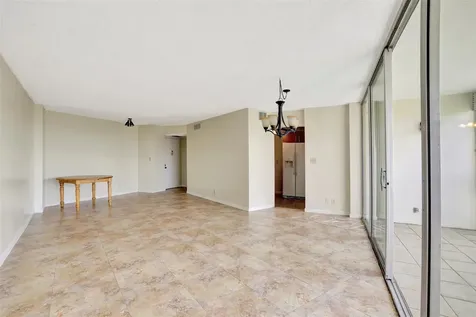 6921 Environ Boulevard Lauderhill FL 33319