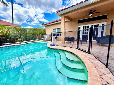 1618 Royal Grove Way Weston FL 33327