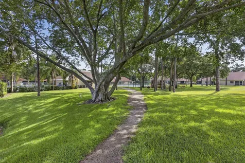 1101 Maplewood Drive Greenacres FL 33415