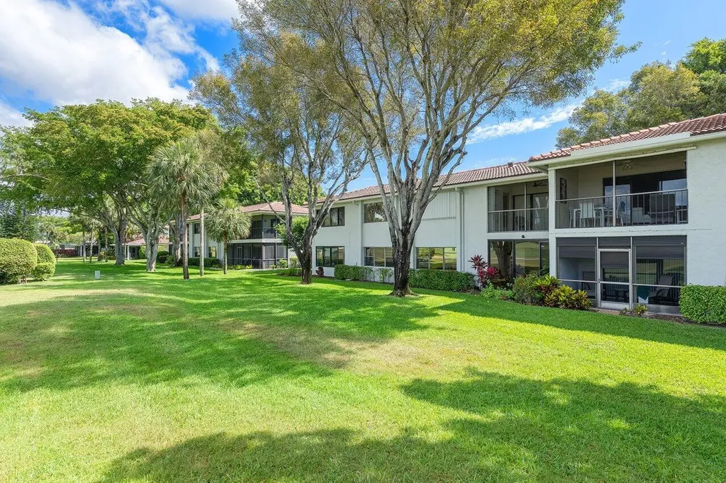 7 Southport Lane Boynton Beach FL 33436