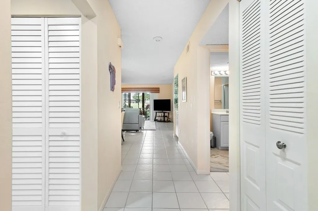7 Southport Lane Boynton Beach FL 33436