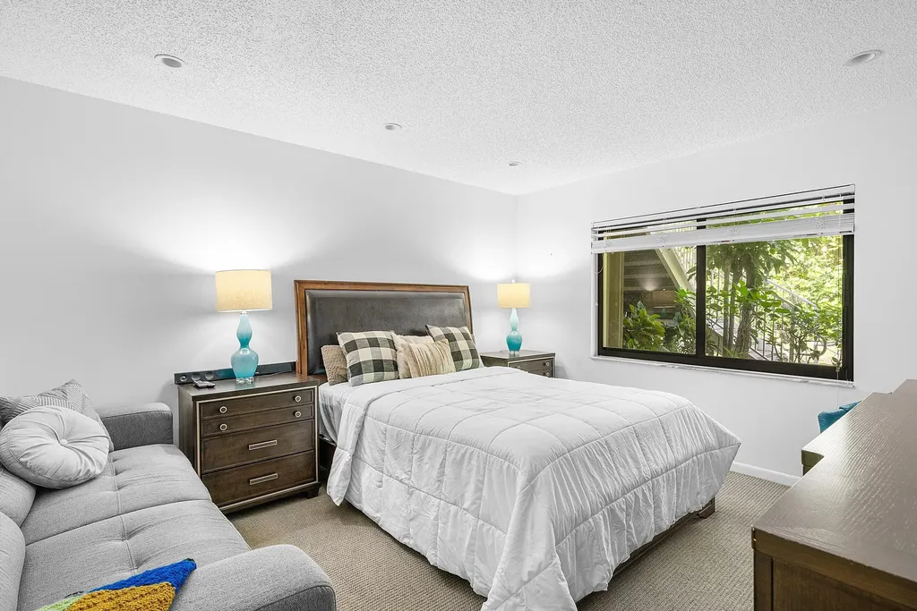22 Westgate Lane Boynton Beach FL 33436