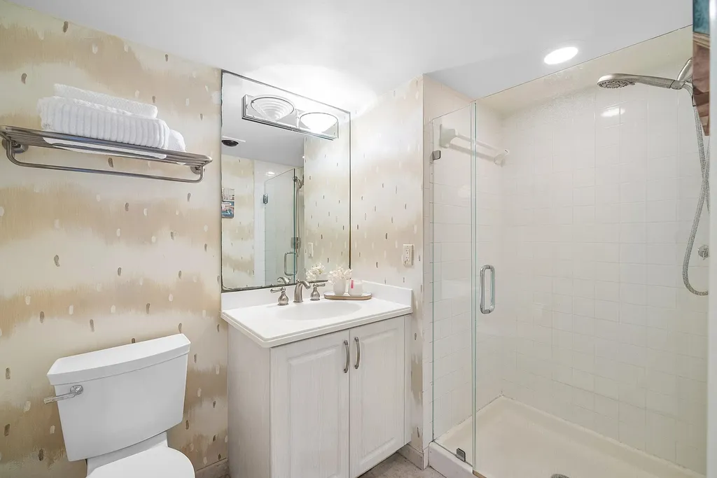 22 Westgate Lane Boynton Beach FL 33436