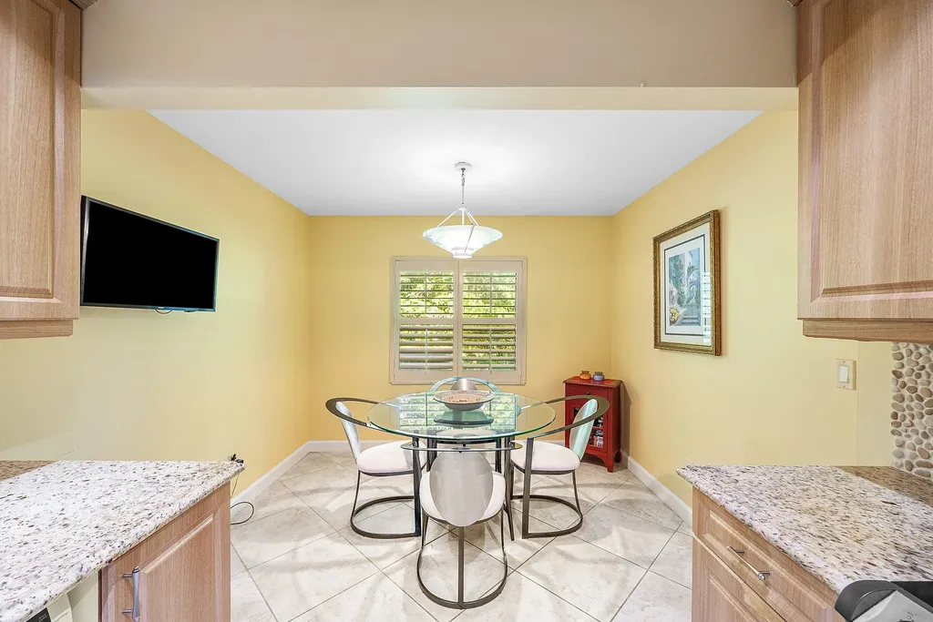 22 Westgate Lane Boynton Beach FL 33436