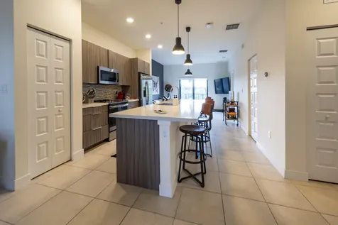 7925 NW 104th Avenue Doral FL 33178