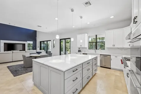 7406 NW 27th Avenue Boca Raton FL 33496