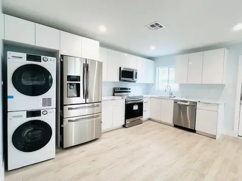 206 SE 1st Avenue Delray Beach FL 33444