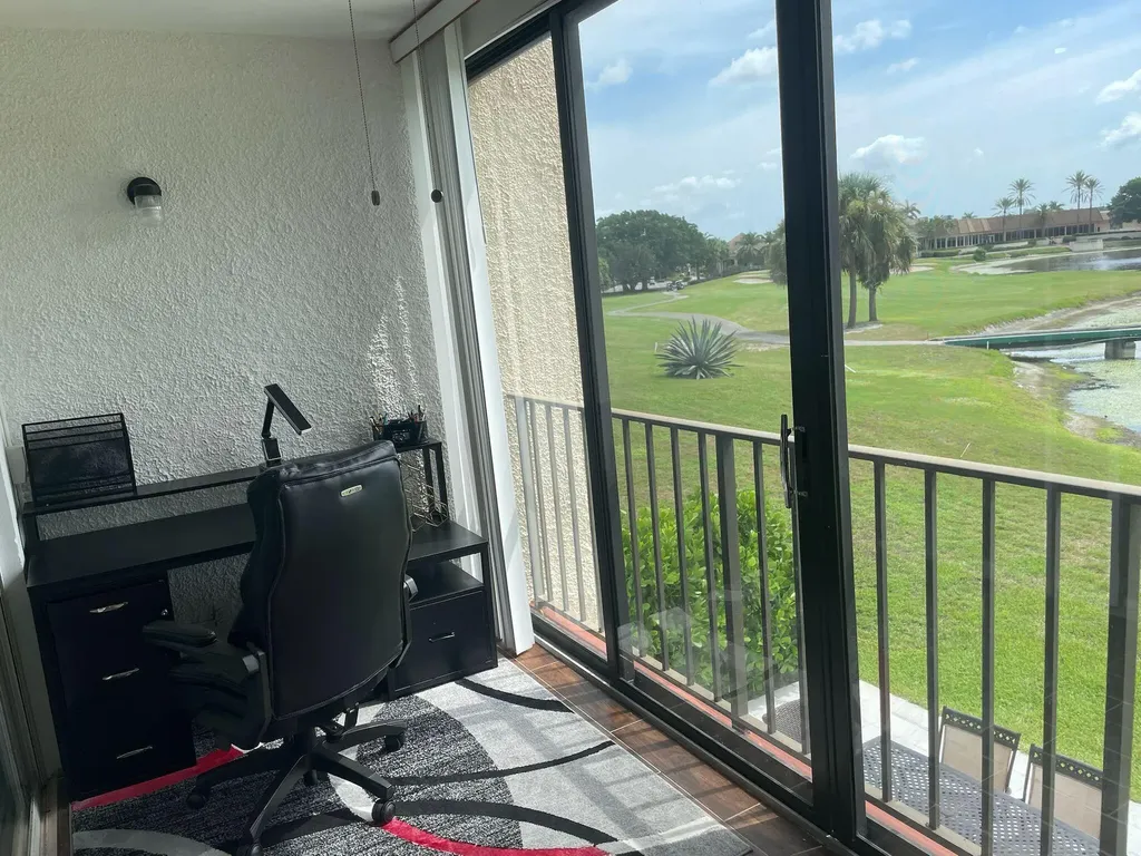 4539 Luxemburg Court Lake Worth FL 33467