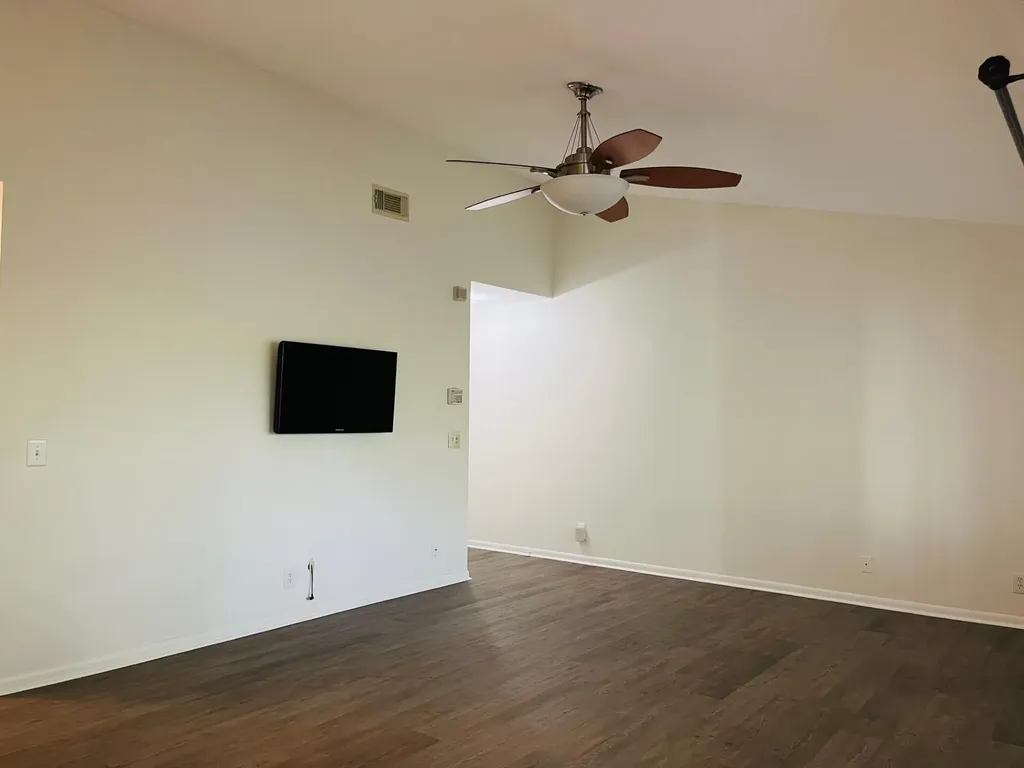815 W Boynton Beach Boulevard Boynton Beach FL 33426