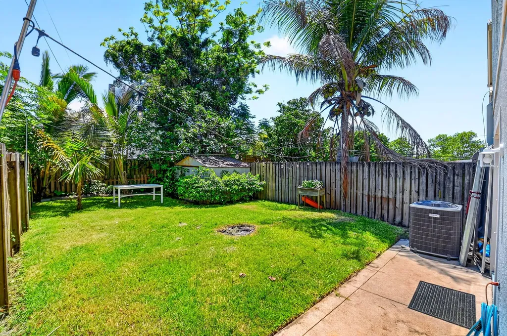 4334 Cambridge Street Lake Worth FL 33461