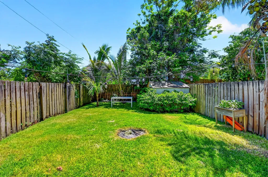 4334 Cambridge Street Lake Worth FL 33461