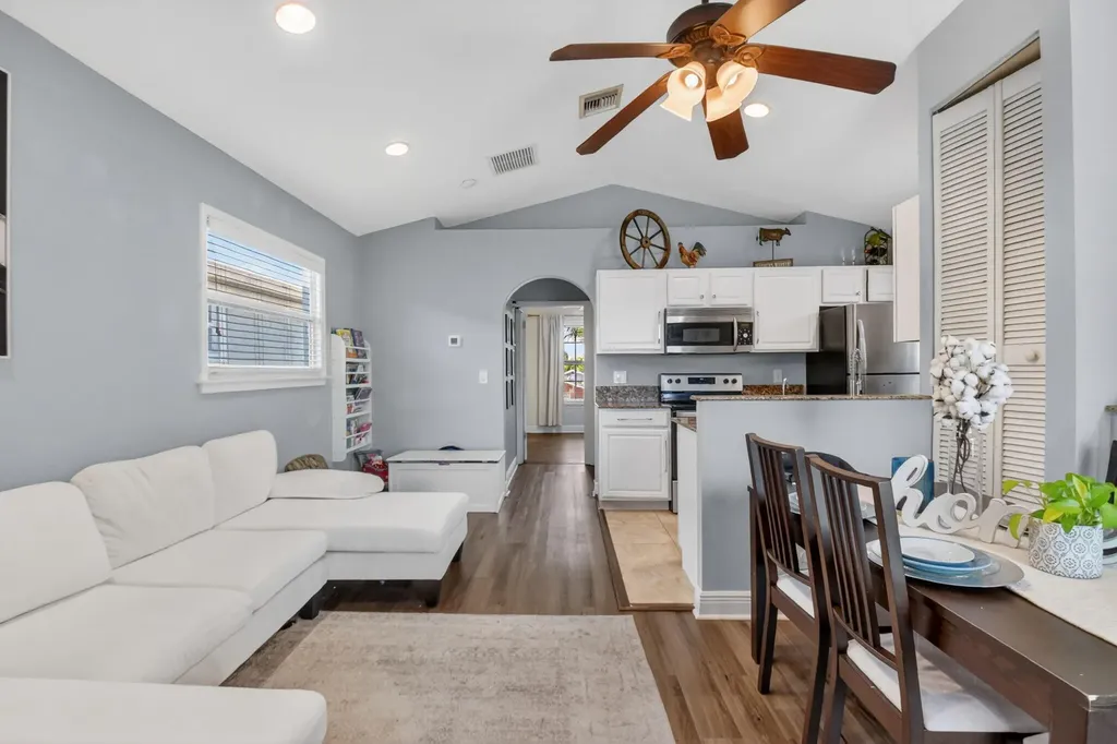 4334 Cambridge Street Lake Worth FL 33461