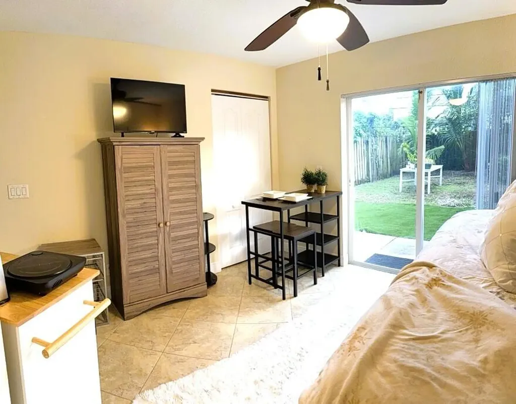 4334 Cambridge Street Lake Worth FL 33461