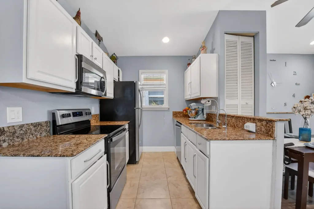 4334 Cambridge Street Lake Worth FL 33461