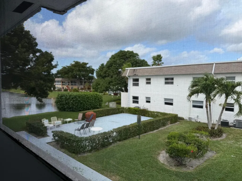 51 Stratford D West Palm Beach FL 33417