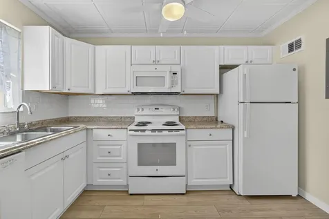 51 Stratford D West Palm Beach FL 33417