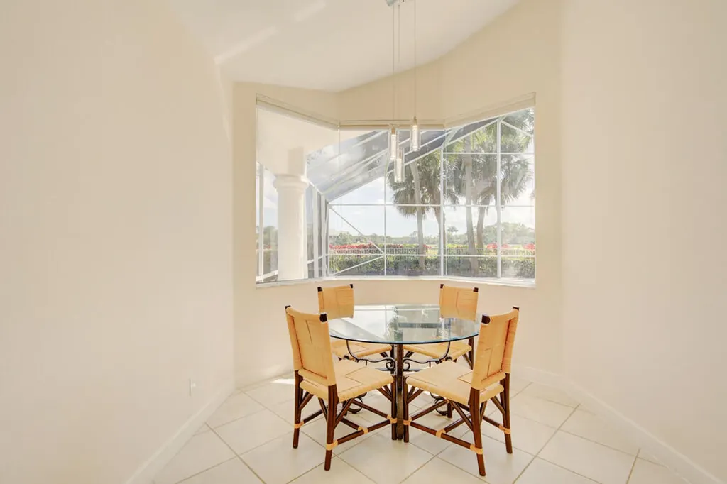6646 Oakmont Way West Palm Beach FL 33412