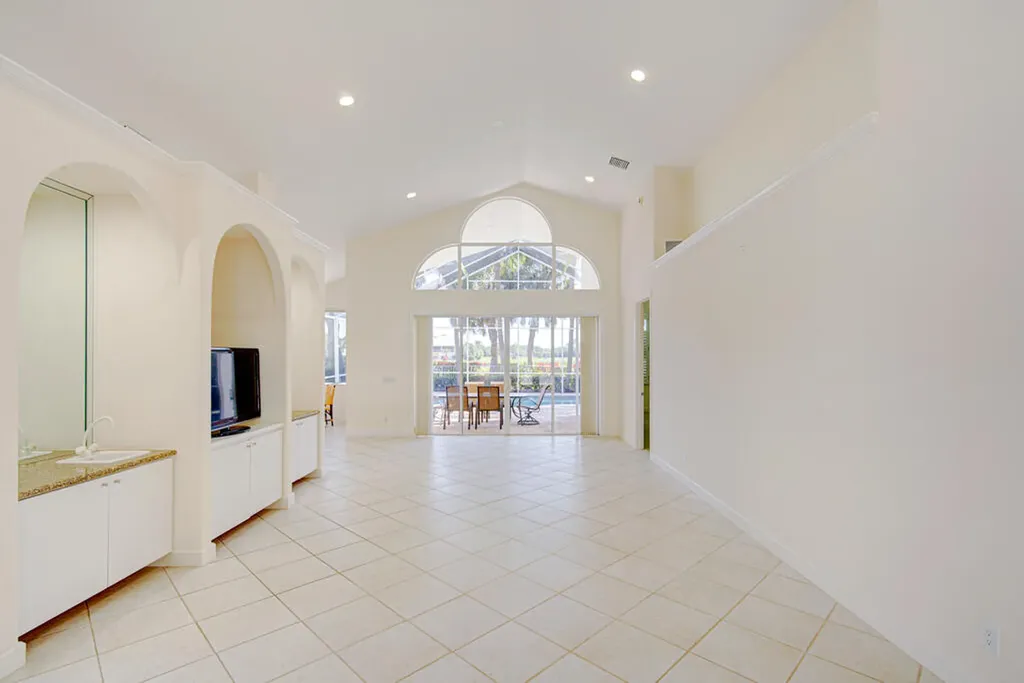 6646 Oakmont Way West Palm Beach FL 33412