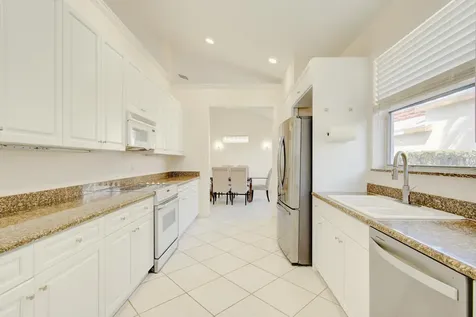 6646 Oakmont Way West Palm Beach FL 33412