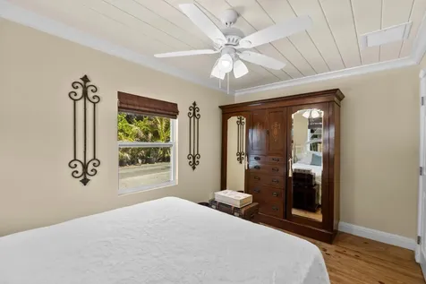 2396 Easy Street Palm Beach Gardens FL 33410