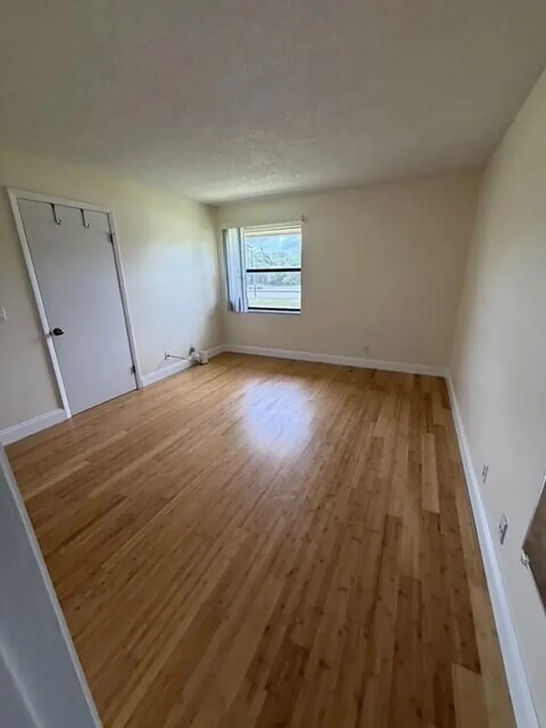 22088 Palms Way Boca Raton FL 33433