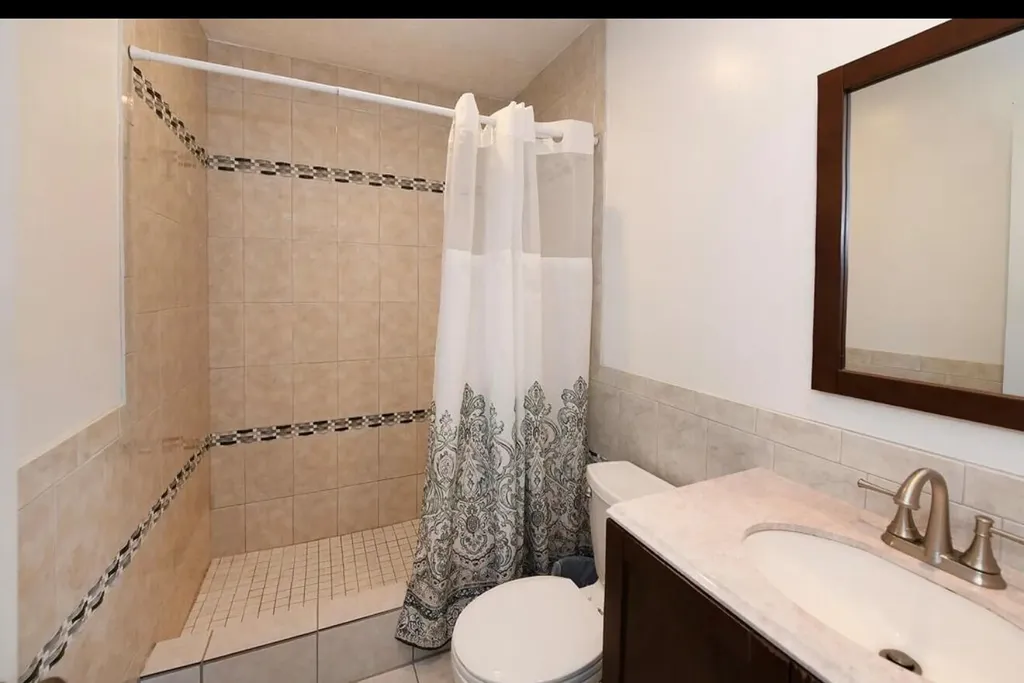 22088 Palms Way Boca Raton FL 33433
