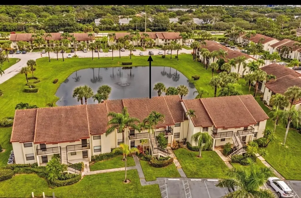 22088 Palms Way Boca Raton FL 33433